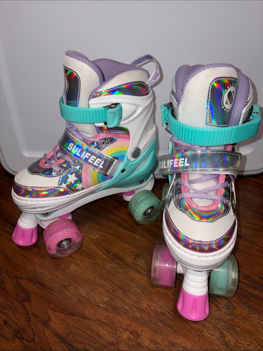 Girls' White & Lavender Holographic Adjustable Roller Skates Sulifeel